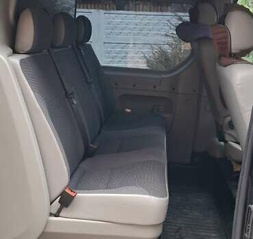 Чорний Опель Віваро, об'ємом двигуна 2 л та пробігом 247 тис. км за 15300 $, фото 15 на Automoto.ua