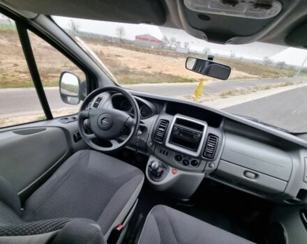 Чорний Опель Віваро, об'ємом двигуна 2 л та пробігом 201 тис. км за 8600 $, фото 9 на Automoto.ua