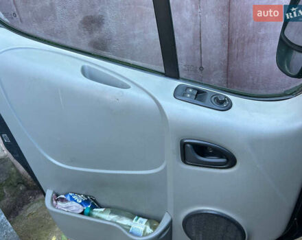 Опель Виваро 2013 в Василькове на Automoto.ua Черный Опель Виваро, объемом двигателя 2 л и пробегом 230 тыс. км за 8000 $, фото 6 на Automoto.ua