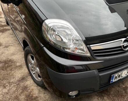 Чорний Опель Віваро, об'ємом двигуна 2 л та пробігом 166 тис. км за 8200 $, фото 3 на Automoto.ua