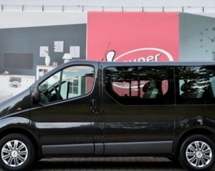 Черный Опель Виваро, объемом двигателя 2 л и пробегом 215 тыс. км за 8500 $, фото 5 на Automoto.ua