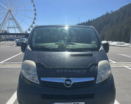 Черный Опель Виваро, объемом двигателя 2 л и пробегом 348 тыс. км за 13500 $, фото 7 на Automoto.ua