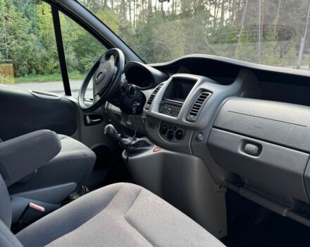 Чорний Опель Віваро, об'ємом двигуна 2 л та пробігом 166 тис. км за 8200 $, фото 11 на Automoto.ua