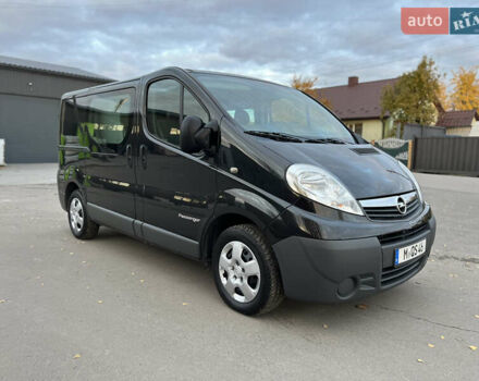 Черный Опель Виваро, объемом двигателя 2 л и пробегом 203 тыс. км за 15950 $, фото 9 на Automoto.ua
