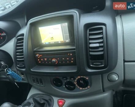 Черный Опель Виваро, объемом двигателя 2 л и пробегом 201 тыс. км за 14700 $, фото 4 на Automoto.ua