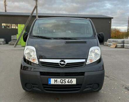 Черный Опель Виваро, объемом двигателя 2 л и пробегом 203 тыс. км за 15950 $, фото 2 на Automoto.ua