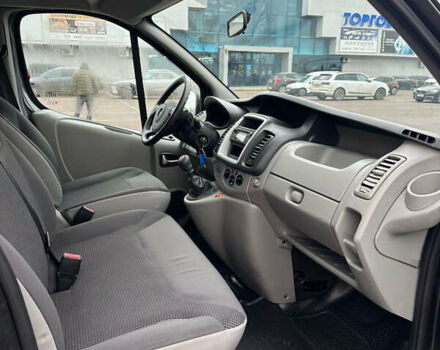 Чорний Опель Віваро, об'ємом двигуна 2 л та пробігом 238 тис. км за 15900 $, фото 18 на Automoto.ua