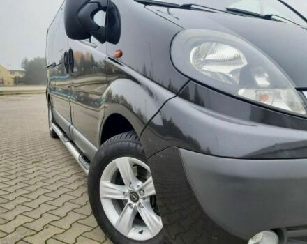 Черный Опель Виваро, объемом двигателя 2 л и пробегом 288 тыс. км за 7000 $, фото 1 на Automoto.ua