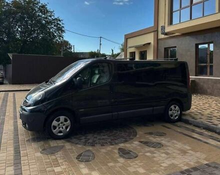 Опель Віваро 2014 у Измаиле на Automoto.ua Чорний Опель Віваро, об'ємом двигуна 2 л та пробігом 262 тис. км за 16500 $, фото 4 на Automoto.ua