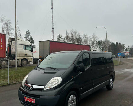Чорний Опель Віваро, об'ємом двигуна 2 л та пробігом 238 тис. км за 15900 $, фото 1 на Automoto.ua