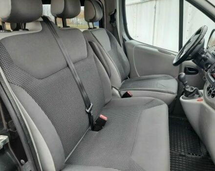 Черный Опель Виваро, объемом двигателя 2 л и пробегом 288 тыс. км за 7000 $, фото 11 на Automoto.ua