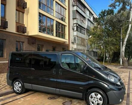 Опель Віваро 2014 у Измаиле на Automoto.ua Чорний Опель Віваро, об'ємом двигуна 2 л та пробігом 262 тис. км за 16500 $, фото 6 на Automoto.ua