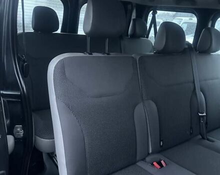 Черный Опель Виваро, объемом двигателя 2 л и пробегом 201 тыс. км за 14700 $, фото 6 на Automoto.ua