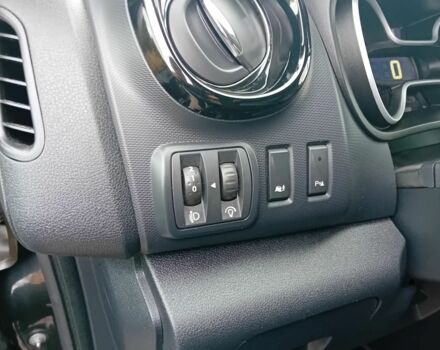 Черный Опель Виваро, объемом двигателя 1.6 л и пробегом 117 тыс. км за 10500 $, фото 10 на Automoto.ua