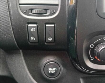 Черный Опель Виваро, объемом двигателя 1.6 л и пробегом 117 тыс. км за 10500 $, фото 11 на Automoto.ua