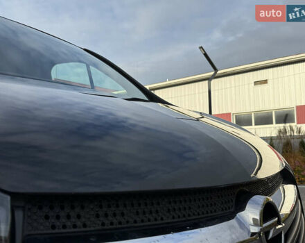 Чорний Опель Віваро, об'ємом двигуна 1.6 л та пробігом 268 тис. км за 14300 $, фото 4 на Automoto.ua