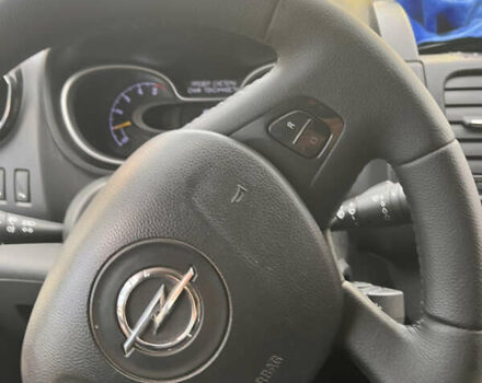 Черный Опель Виваро, объемом двигателя 1.6 л и пробегом 258 тыс. км за 16800 $, фото 10 на Automoto.ua