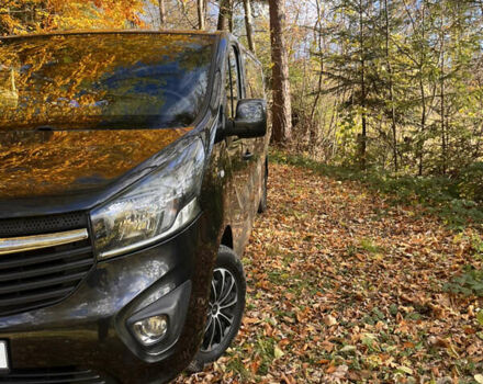 Черный Опель Виваро, объемом двигателя 1.6 л и пробегом 258 тыс. км за 16800 $, фото 6 на Automoto.ua