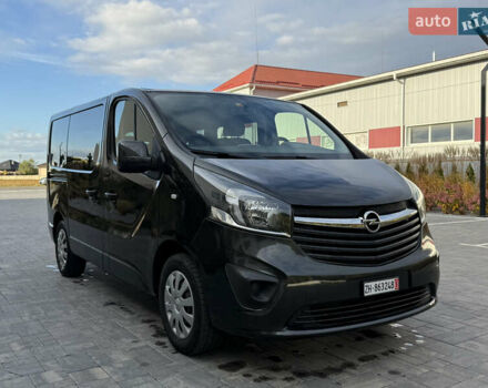 Чорний Опель Віваро, об'ємом двигуна 1.6 л та пробігом 268 тис. км за 14300 $, фото 2 на Automoto.ua