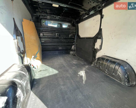 Черный Опель Виваро, объемом двигателя 1.6 л и пробегом 252 тыс. км за 12990 $, фото 28 на Automoto.ua