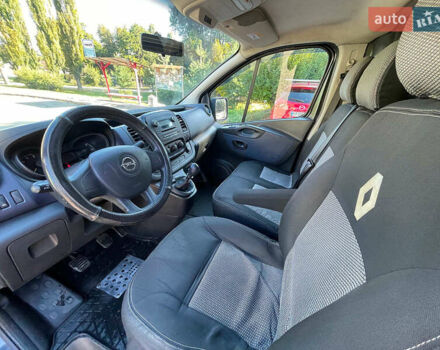 Черный Опель Виваро, объемом двигателя 1.6 л и пробегом 252 тыс. км за 12990 $, фото 21 на Automoto.ua