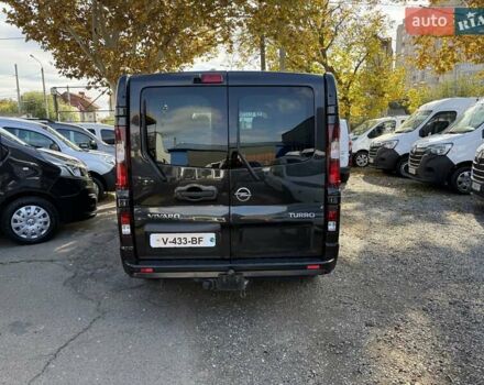 Черный Опель Виваро, объемом двигателя 1.6 л и пробегом 244 тыс. км за 19500 $, фото 8 на Automoto.ua