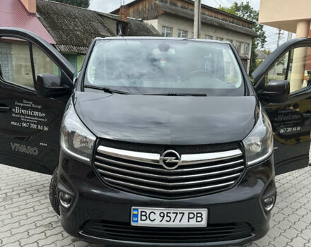 Чорний Опель Віваро, об'ємом двигуна 1.6 л та пробігом 245 тис. км за 15850 $, фото 11 на Automoto.ua