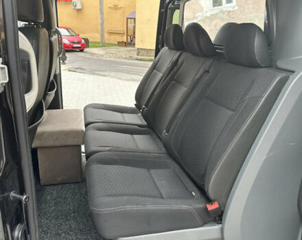 Чорний Опель Віваро, об'ємом двигуна 1.6 л та пробігом 245 тис. км за 15850 $, фото 8 на Automoto.ua