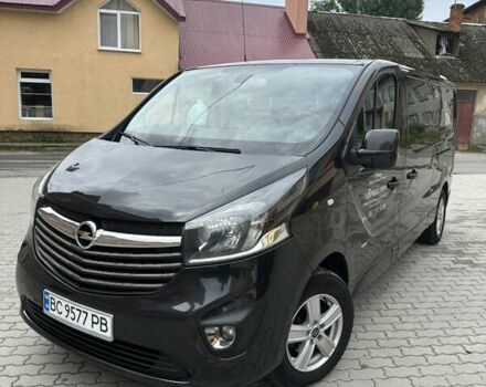 Чорний Опель Віваро, об'ємом двигуна 1.6 л та пробігом 245 тис. км за 15850 $, фото 2 на Automoto.ua