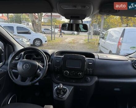 Черный Опель Виваро, объемом двигателя 1.6 л и пробегом 244 тыс. км за 19500 $, фото 41 на Automoto.ua