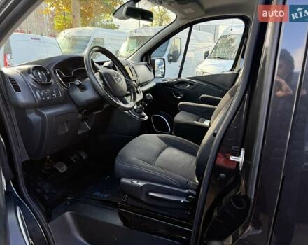 Черный Опель Виваро, объемом двигателя 1.6 л и пробегом 244 тыс. км за 19500 $, фото 53 на Automoto.ua