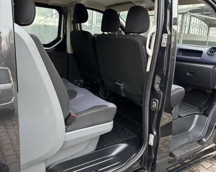 Чорний Опель Віваро, об'ємом двигуна 1.6 л та пробігом 213 тис. км за 16500 $, фото 26 на Automoto.ua