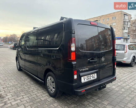 Чорний Опель Віваро, об'ємом двигуна 1.6 л та пробігом 213 тис. км за 16500 $, фото 9 на Automoto.ua