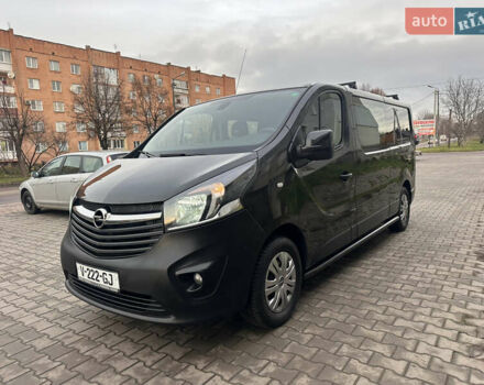 Чорний Опель Віваро, об'ємом двигуна 1.6 л та пробігом 213 тис. км за 16500 $, фото 3 на Automoto.ua