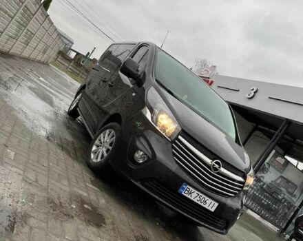 Чорний Опель Віваро, об'ємом двигуна 1.6 л та пробігом 166 тис. км за 16500 $, фото 6 на Automoto.ua