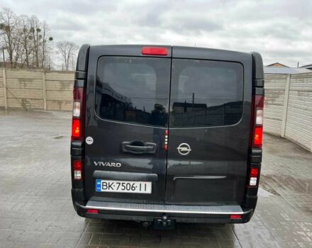Чорний Опель Віваро, об'ємом двигуна 1.6 л та пробігом 166 тис. км за 16500 $, фото 7 на Automoto.ua