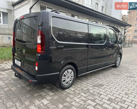 Чорний Опель Віваро, об'ємом двигуна 1.6 л та пробігом 213 тис. км за 16500 $, фото 6 на Automoto.ua