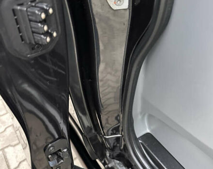 Чорний Опель Віваро, об'ємом двигуна 1.6 л та пробігом 213 тис. км за 16500 $, фото 28 на Automoto.ua