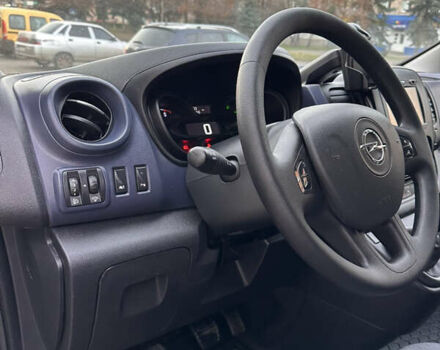 Чорний Опель Віваро, об'ємом двигуна 1.6 л та пробігом 213 тис. км за 16500 $, фото 14 на Automoto.ua