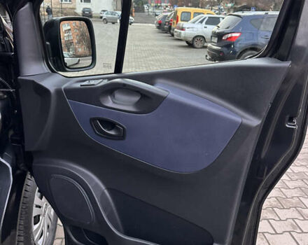 Чорний Опель Віваро, об'ємом двигуна 1.6 л та пробігом 213 тис. км за 16500 $, фото 25 на Automoto.ua