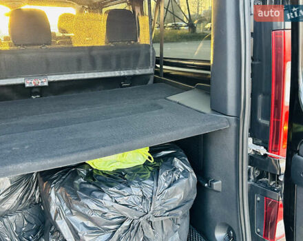 Черный Опель Виваро, объемом двигателя 1.6 л и пробегом 180 тыс. км за 22900 $, фото 34 на Automoto.ua