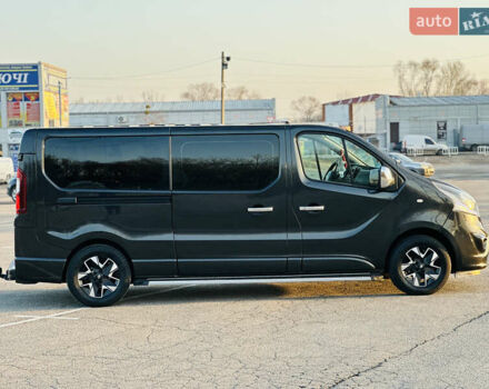 Черный Опель Виваро, объемом двигателя 1.6 л и пробегом 180 тыс. км за 22900 $, фото 17 на Automoto.ua