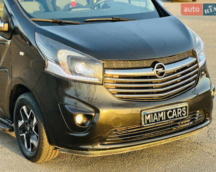 Черный Опель Виваро, объемом двигателя 1.6 л и пробегом 180 тыс. км за 22900 $, фото 13 на Automoto.ua