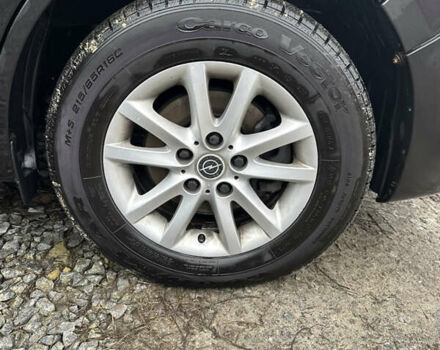 Черный Опель Виваро, объемом двигателя 2 л и пробегом 583 тыс. км за 10500 $, фото 5 на Automoto.ua