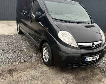 Черный Опель Виваро, объемом двигателя 2 л и пробегом 583 тыс. км за 10500 $, фото 2 на Automoto.ua