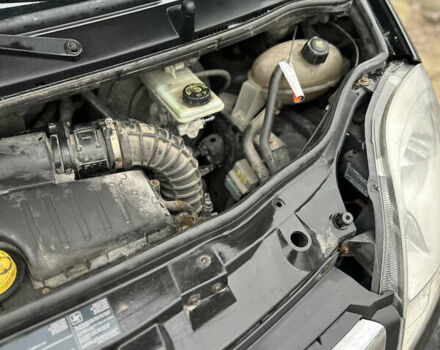 Черный Опель Виваро, объемом двигателя 2 л и пробегом 583 тыс. км за 10500 $, фото 22 на Automoto.ua