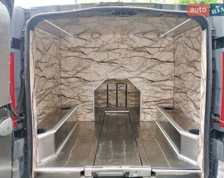 Черный Опель Виваро, объемом двигателя 2 л и пробегом 234 тыс. км за 15000 $, фото 6 на Automoto.ua