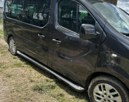 Черный Опель Виваро, объемом двигателя 1.6 л и пробегом 245 тыс. км за 14500 $, фото 3 на Automoto.ua