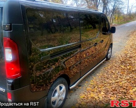 Чорний Опель Віваро, об'ємом двигуна 1.6 л та пробігом 236 тис. км за 19000 $, фото 6 на Automoto.ua