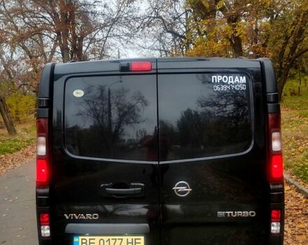 Чорний Опель Віваро, об'ємом двигуна 1.6 л та пробігом 236 тис. км за 19000 $, фото 3 на Automoto.ua
